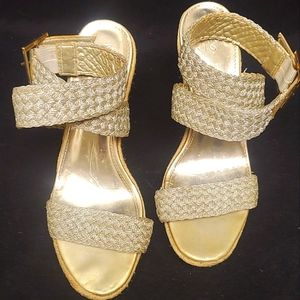 Womens Mossimo wedges size 8